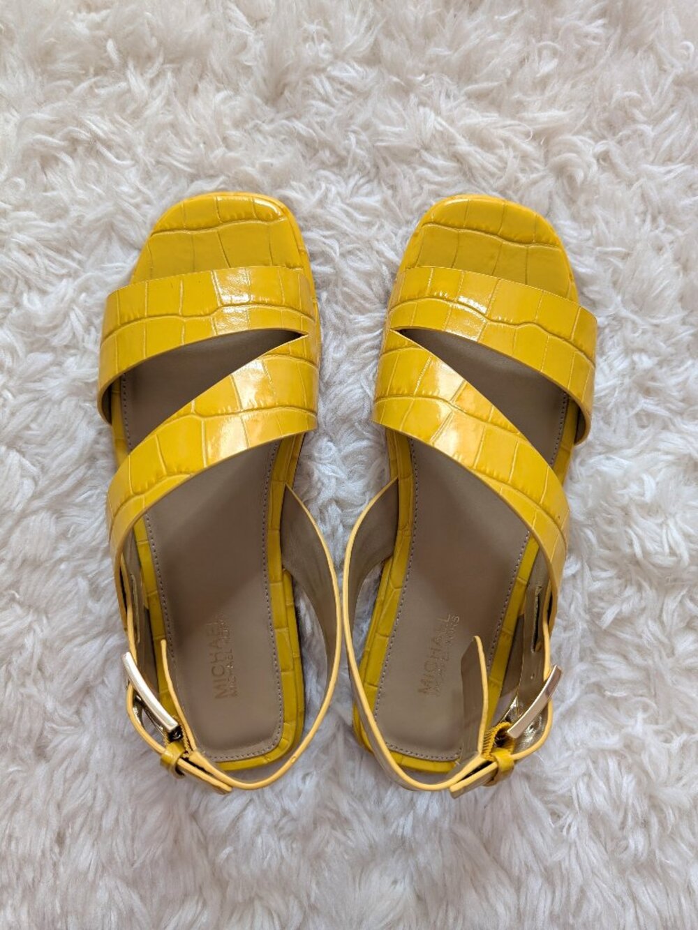 NWT Michael Kors Delilah Leather Slingback Sandals (size: 6; color: sunflower)